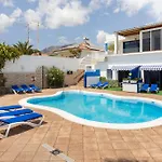 Oceanfront In Private - Next To The Appartement *