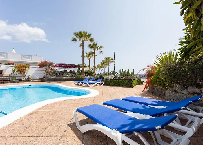 Oceanfront In Private - Next To The *