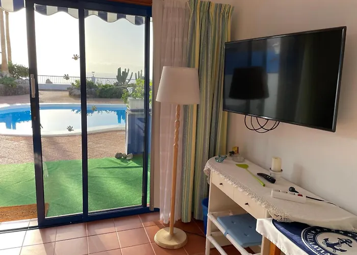 Oceanfront In Private - Next To The *