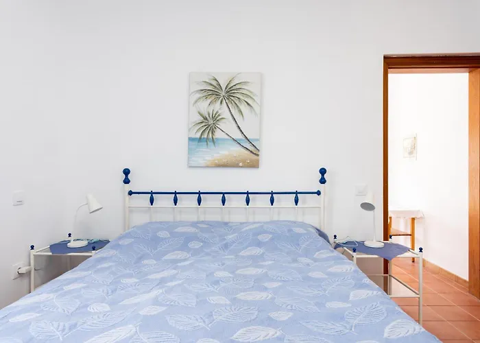 Oceanfront In Private - Next To The * Puerto de Santiago (Tenerife)